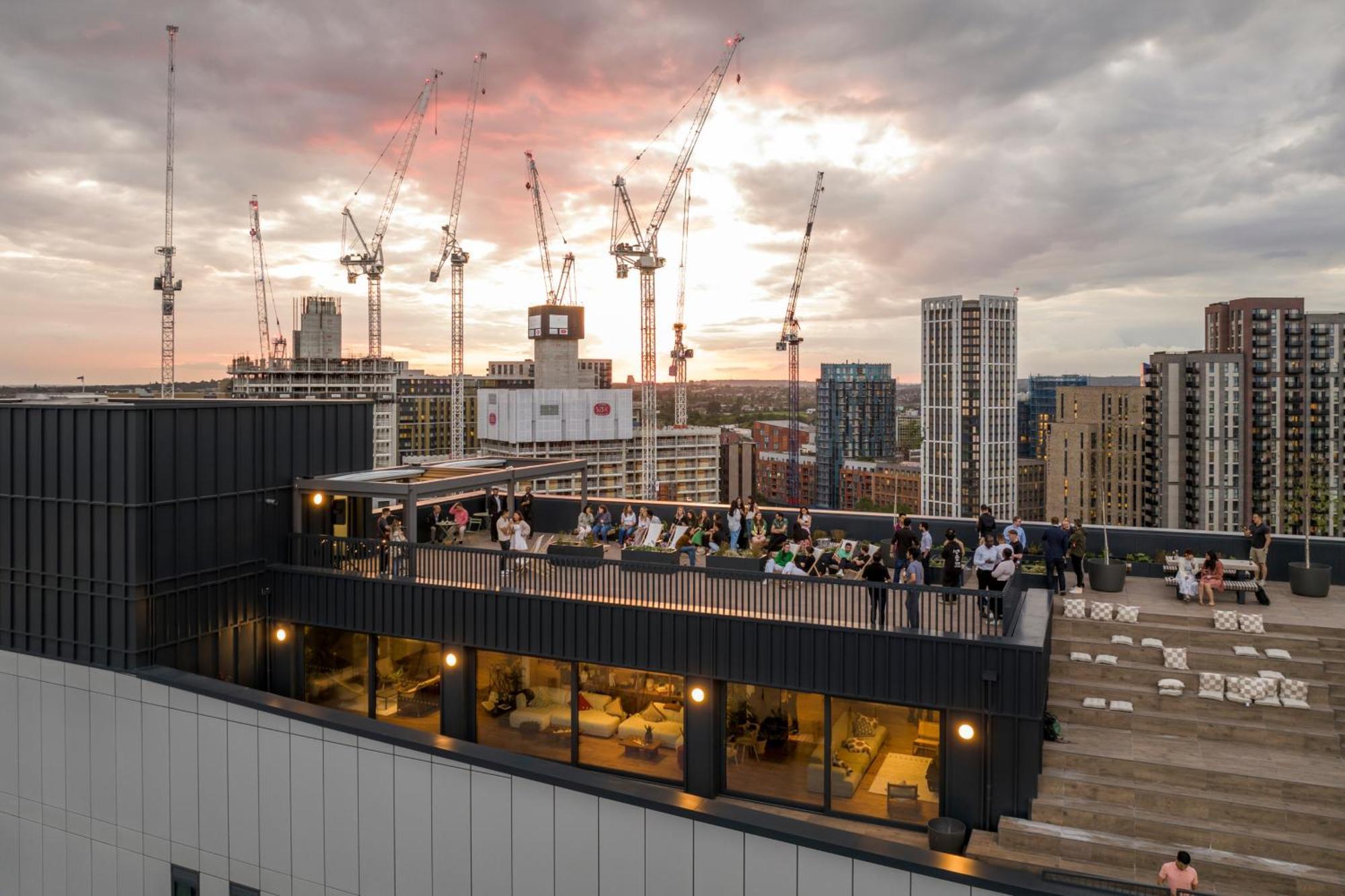 Ark Wembley Aparthotel London Exterior photo